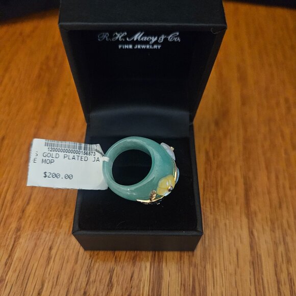 Brand NWT Jade and Multicolored Mother of Pearl Flower Ring - Picture 2 of 8